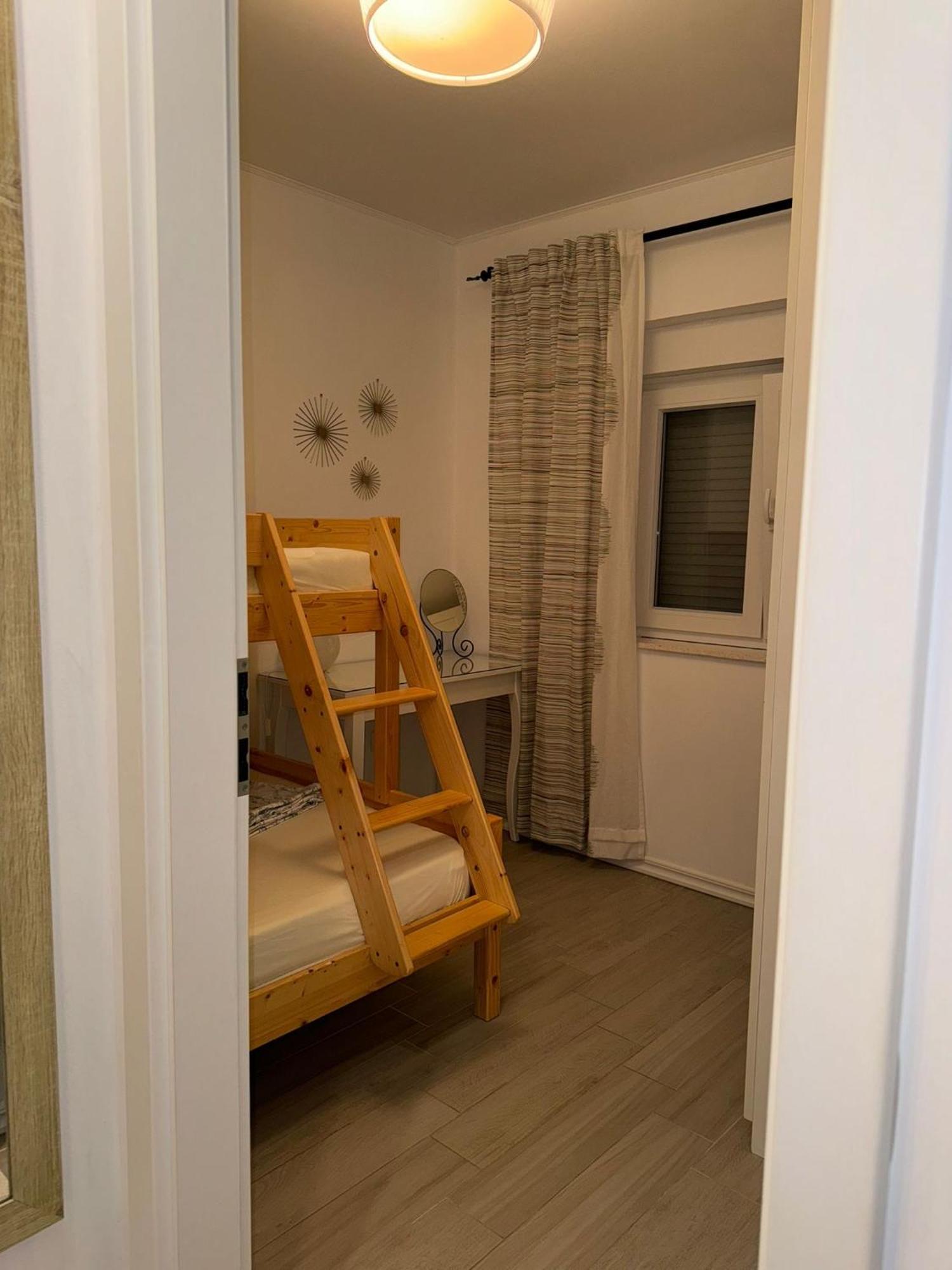 Apartman Dukic Округ Горни Екстериор снимка